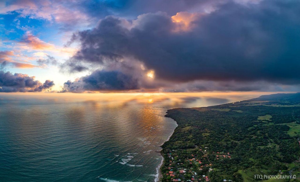 Best Surf Spots (Intermediate + Advanced): El Pico/ Esterillos oeste, Puntarenas, Costa Rica